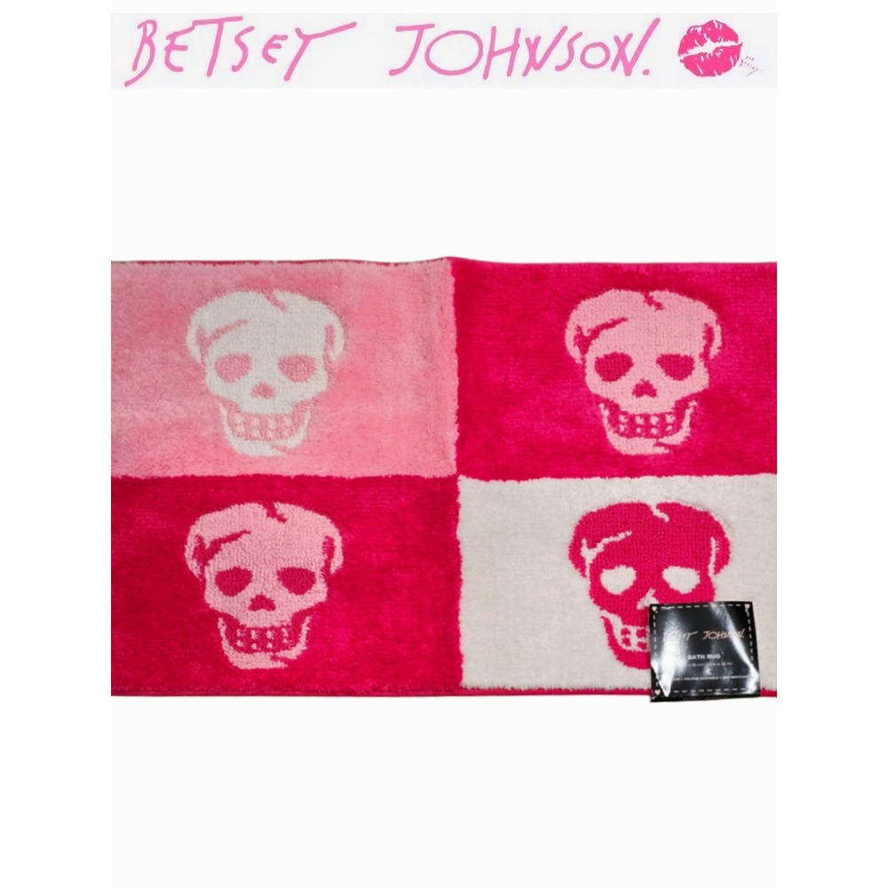 Betsey Johnson Sugar Skulls Skid Resistant Plush Bath Rug